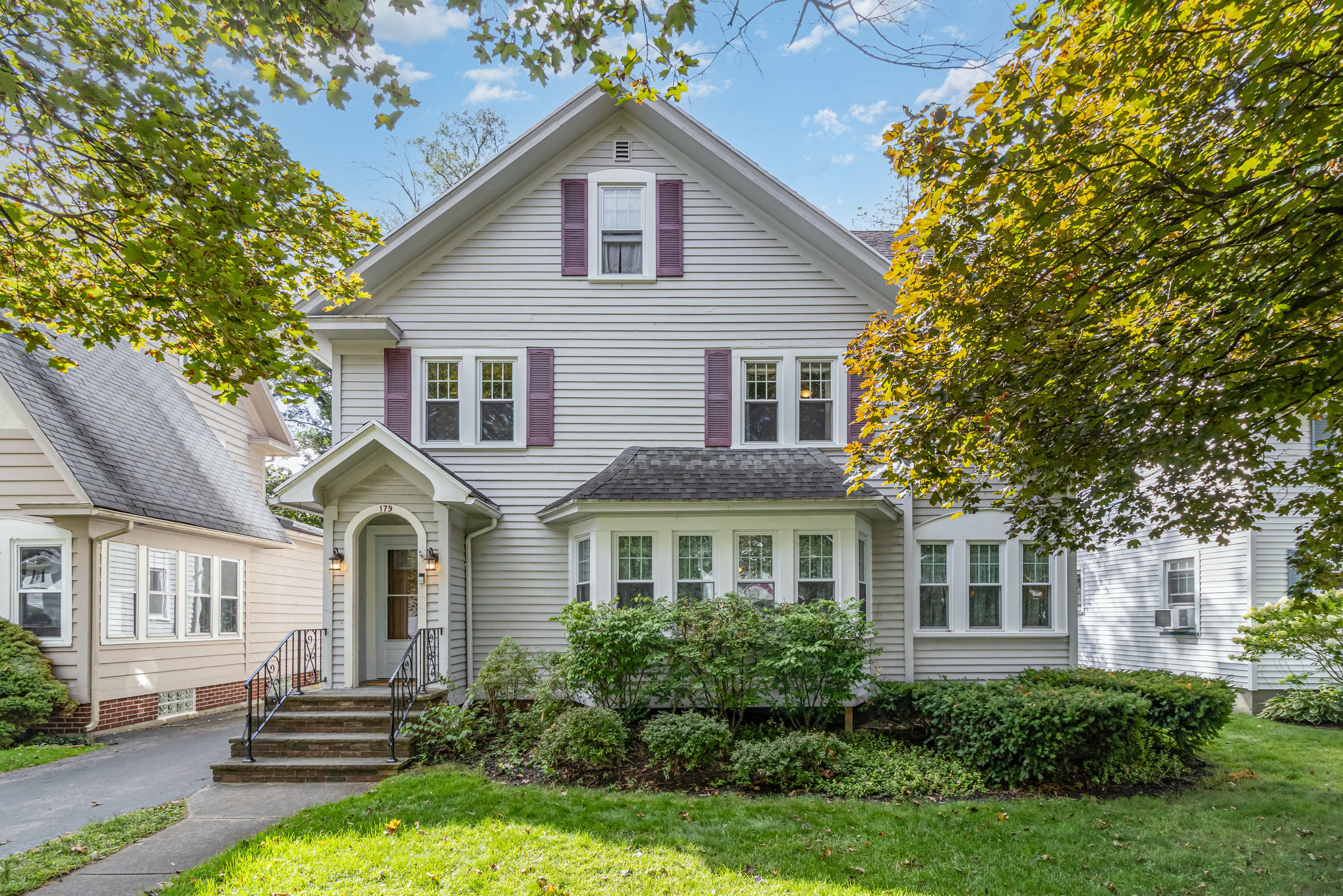 Iron W: 179 Northfield Rd, 14617