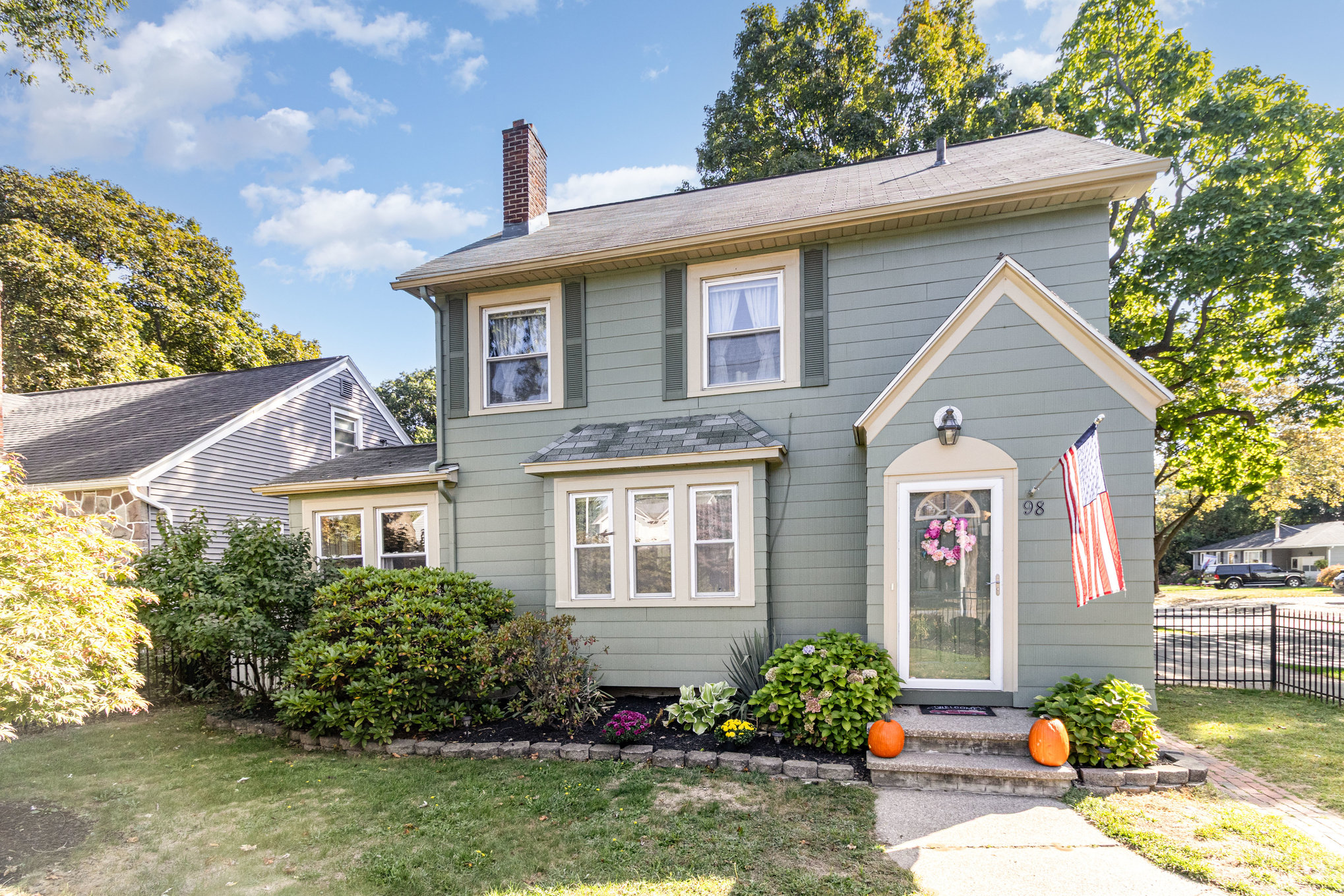 Iron W: 98 Cooper Rd, 14617